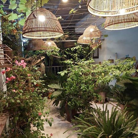 Alley Homestay Ханой Екстер'єр фото